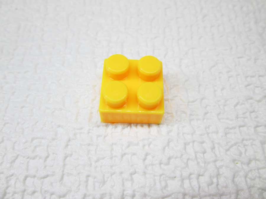 DAISO 300円 ブロック 2×2 黄色2