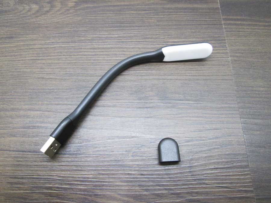 ダイソー USBタッチセンサーライト 本体1